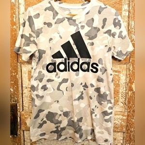 Boys XL adidas Core Camp Print Tee